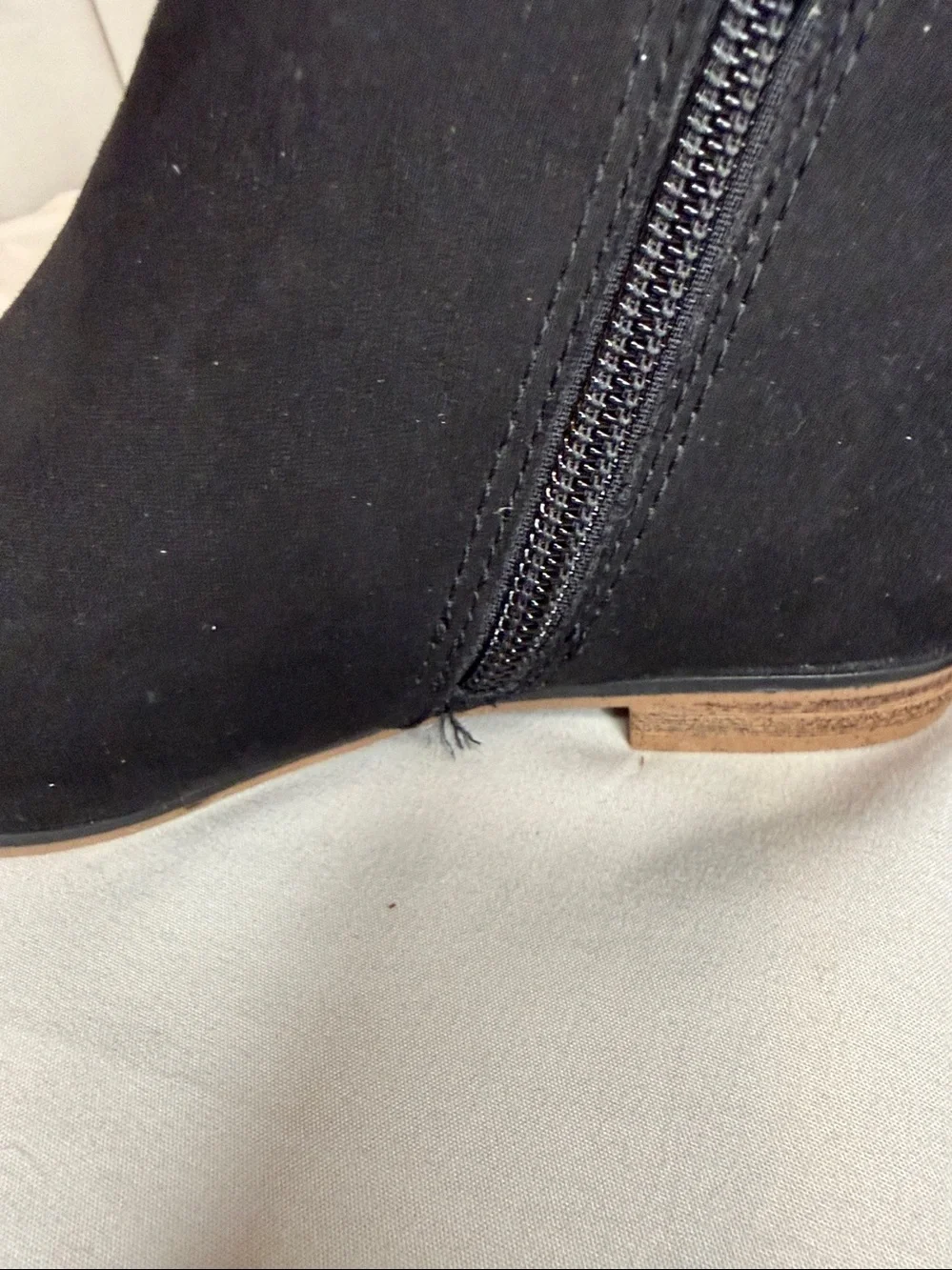 Cat & Jack kids black opal ankle boots zippers new faux suede 13 polka dot zip